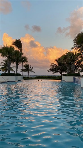 1.6K views · 26 reactions | Vive Puerto Rico en Caribe Hilton, where every moment reflects the heart of Boricua hospitality. From our warm team to the island’s vibrant culture, experience Puerto Rico’s spirit, beauty, and joy with us!冀✨ #caribehilton #puertorico #boricua #75years #hospitality | Caribe Hilton | Facebook