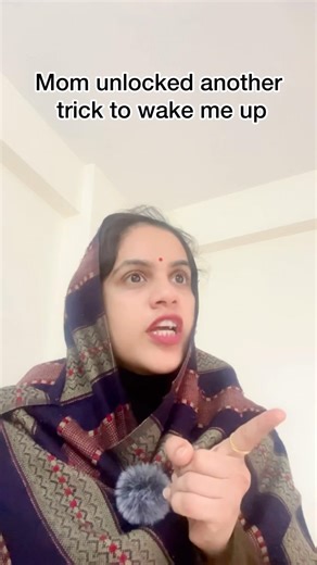 Mom’s new trick to wake you up 😓 #youtubeshortsindia #trendingshorts #comedy #indianmummy #funny