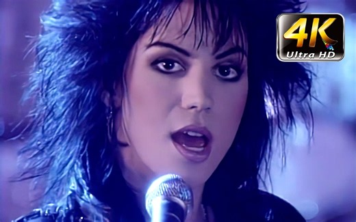 这才叫【摇滚】！Joan Jett《I Hate Myself For Loving You》神现场！