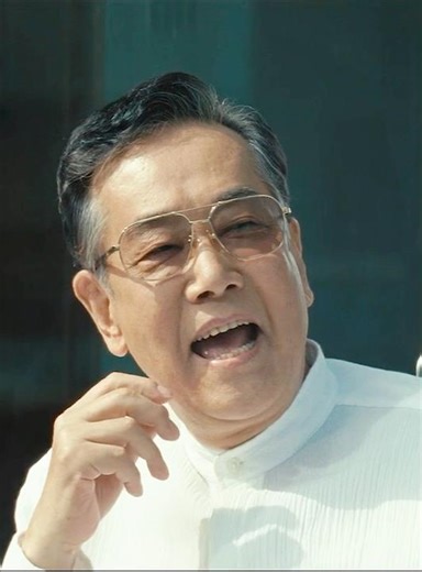 加藤が引き金を引いた瞬間、会長の微笑みが全てを物語っていた…ヤバすぎる#outrageculture #takeshikitano #yakuza