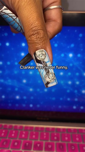 How to Add Gold Foil to Nails for Stunning Effects