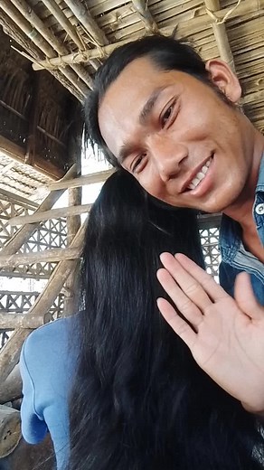 အလှပန်းဝေများ