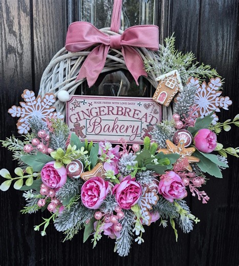 Candy Cane Christmas Door Wreath, Candy Cane, Ginger Bread Man, Pink Candy Cane - Etsy UK