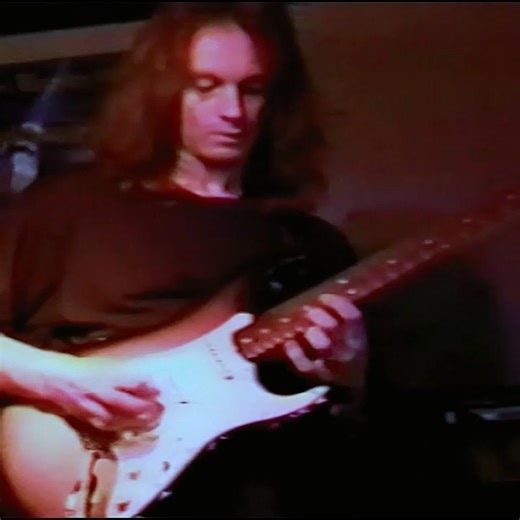Shred Music Tv | Chris Impellitteri - NAMM 1997 #guitarsolo #guitar #chrisimpellitteri | Instagram