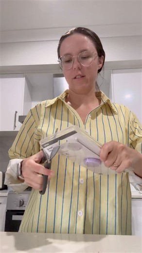 Eisha-Marie Eisel on Instagram: "I grabbed this Anko Smart Tag from Kmart for Arty’s collar after his little disappearing act… hopefully this keeps him from pulling another great escape 😅🐈 #anko #airtag #travel #smarttag #kmart"