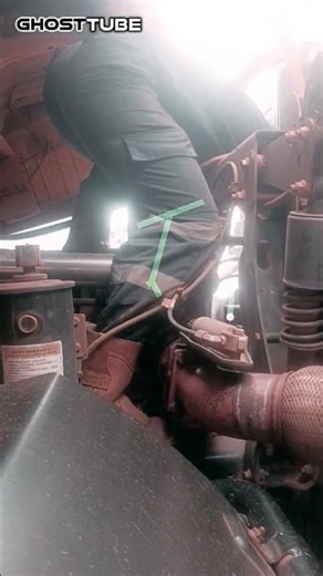 ‼️😱kaki mr ijat ada kodamnya der.mp4_Sat Mar 07 08_03_30 GMT #bangunanterbengkalai #horror #hantu