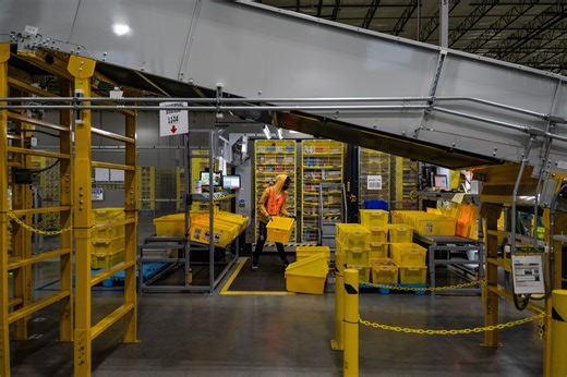 Amazon Shares Skid on Weak Outlook Amid Recession Fears