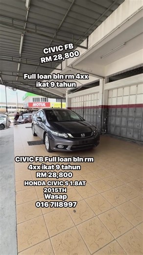 Tulisan dalam Video (Hook): Gaji RM1,500 pun boleh angkat Civic?! 😱 Caption: Monthly RM4xx je wey! Lagi murah dari bayar motor 🏍️💨 Honda Civic FB 1.8AT (2015) untuk dijual. Condition memang tiptop, tinggal cuci kaki je. ✅ Full Loan dialu-alukan ✅ Ikat 9 tahun, bulanan tak sesak nafas ✅ Kereta padu, minyak jimat, style tetap ada Siapa cepat dia dapat! Area Johor, jom rojer Abang Hua sekarang. 📲 #CivicFB #HondaCivic #CivicMalaysia #UsedCarJohor #KeretaMurah