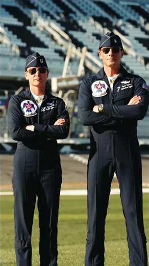 U.S. Blue Angels flight team #womenpilot #usairforce #usa #usmilitary #army #navy #