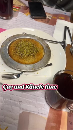Çay and Künefe time ☕️ Mus-et Zürich Affoltern #halalfoodswitzerland #fyi #halalfoodzurich #halal #sweet