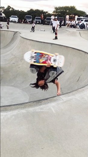 いつかピタッと止まりたい…🔥 #skateboarding #handplant #ハンドプラント