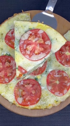 I tried preparing sausages this way for the first time — and now it’s one of my favorite recipes! 🌭💛 They turn out juicy, flavorful, and perfect for breakfast, lunch, or even as a quick snack. You just need sausages, eggs, onion, and a little cheese — simple ingredients that make an incredible combination. Easy to prepare and ready in minutes! 😋 This content is for informational purposes only. Would you try this at home? Tell me where you’re watching from! 🌎👇 | Remedies and Recipes