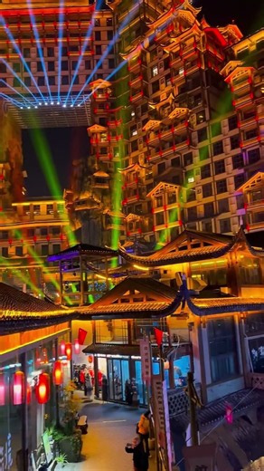 Zhangjiajie’s 72 Strange Buildings Look Like a Fantasy World 🏮✨