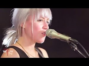 Larkin Poe - "Trouble In Mind" (Live at WFUV)