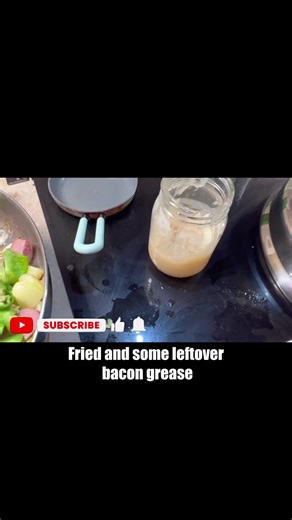 $5 Dinner in 15 Minutes? 4 Ingredients Make it Possible! Recipe Here (adapted): https://www.livingonadime.com/breakfast-skillet-recipes-easy/ 👍 25% Off NOW 👍❤️ Quick and Easy Recipes! ❤️ Dining On A Dime Cookbooks https://shop.livingonadime.com/ Electric Skillet: https://amzn.to/3I4oYsW (affiliate link) Order our yearly planners here! https://shop.livingonadime.com/products/undated-daily-planner-print-version-large-8x10 Get the free Practical Stockpile e-Cookbook here https://www.livingonadime