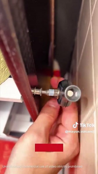 Handy Multi-Tool Screwdriver for Home Use