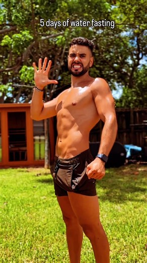 Ali Eisam | #transformation 1 day vs 3 days vs 5 days of water fasting — here’s the real difference 👇 1 day water fast Your body finishes burning... | Instagram