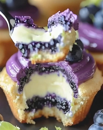 Blueberry Lime Cheesecake Cupcakes 💜🧁 Ingredients: 1 1/2 cups all-purpose flour 1/2 cup unsalted butter, softened 1/4 cup granulated sugar 1/2 teaspoon vanilla extract 8 oz cream cheese, softened | Optimal Recipes