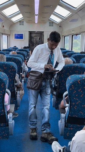 Ticket Examiers 🧑‍✈️ using modern Tabs For ticket check : Tourist Train | Indian life lines
