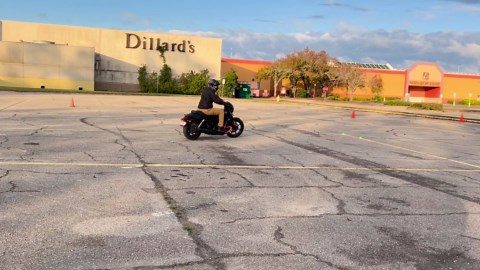 From my MSF course.. The dreaded figure 8 in a box.