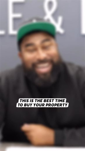 Just closed what might be my last deal of 2026… and this is exactly why now matters. 👇 I bought this house for $80,000. I’ll put $50–60K into the renovation. ARV is around $265K. And here’s the best part: I don’t have to decide right now whether I’m flipping it or renting it. When you buy right, you get options: • Flip it for a strong profit • Rent it in a great neighborhood • Hold and wait for rates to drop That flexibility only exists when you buy at the right price. We’re seeing more opportu