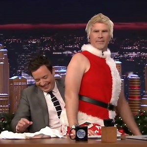 ¿YA HABLARON CON SANTA? 🎅🎁🎄 #WillFerrell #JimmyFallon | Jimmy Fallon Latin America FANS