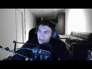 XQC makes fun of Trainwreck's stutter