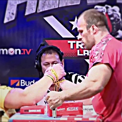 Smartest move in the Armwrestling history #armwrestling #deniscyplenkov