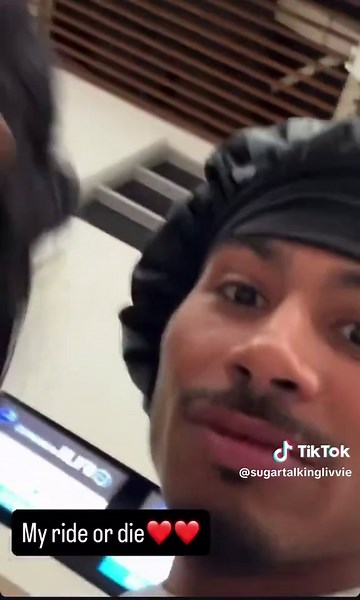 Love Islands SINCERE’S Close friends story got leaked. Someone shared screen recording of him posted up with Melanie and the rest of the final 4. #loveislandusaupdates #sincere #melanie #final4postvilla #realitytv