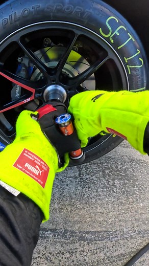 Mechanic Pitstop: Speed and Precision