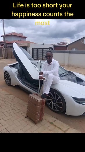 Dr Phofedi's Motivational Journey Goes International