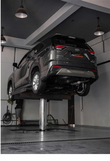 UNDERCARRIAGE DETAILING Innova Zenix ... #pitstation #salonmobilcibubur #undercarriagedetailing #innovazenix