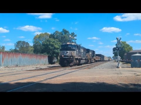 NS trains with Awesome Horns!