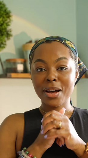 Be real. Are these mini braids looking crazy? Can I squeeze a couple more weeks out of them? 😅 Mini braids get better with time if you ask me 🤷🏾‍♀️ #minibraids #protectivestyles #shortnaturalhairstyle