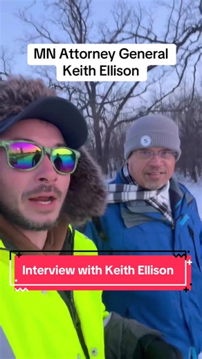 @Attorney General Keith Ellison joined me out at Whipple to see the protests, speak with the community, and show some leadership from the ground. He shared how he is using his power as AG to fight ICE and what else he and other can do going forward. #ice #minnesota #minneapolis