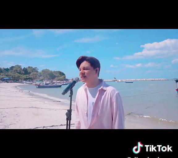 Cliff Richard's Ocean Deep Song Lyric Video