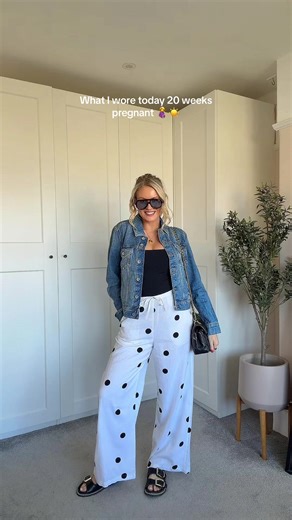 Stylish Pregnancy Outfits for 20 Weeks