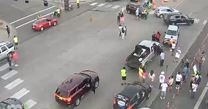 Video: Protest shuts down traffic outside Minnesota State Fair