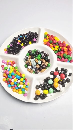 American Candy Mix ASMR 🇺🇸🍭 So Satisfying! #shorts