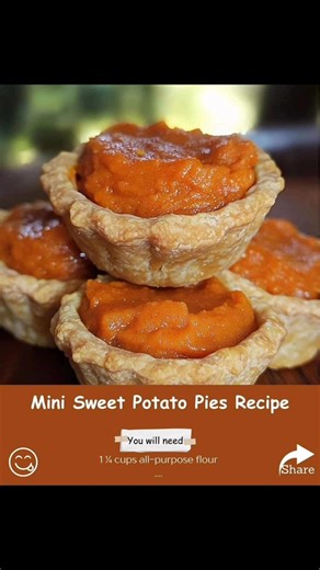 Mini Sweet Potato Pies Recipe Ingredients: For the Crust: 1 ¼ cups all-purpose flour ½ cup unsalted butter, cold & cubed ½ tsp salt 2 tbsp granulated sugar 3-4 tbsp ice-cold water For the Sweet Potato Filling: 2 medium sweet potatoes, cooked & mashed ½ cup granulated sugar ¼ cup brown sugar ½ cup evaporated milk 2 tbsp melted butter 1 large egg 1 tsp vanilla extract 1 tsp ground cinnamon ½ tsp ground nutmeg ¼ tsp salt Instructions: 1️⃣ Make the Crust In a bowl, mix flour, sugar, and salt. Cut in