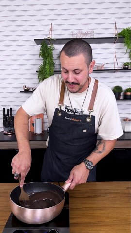 Rocambole de chocolate con leche en polvo: aprende cómo hacerlo paso a paso con Foodmakers Recetas