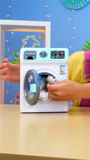 Mini Mesin Cuci Ajaib untuk Pakaian Kecil! 🧦✨