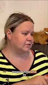 Sandra kauft ein Straußenei für 50 Euro. Frühstück? Nein. Investition mit Überraschungsei-Charakter. #sandra #straußenei #50euro #prioritäten #ironisch #trashTV #realitytv | Marion Müller