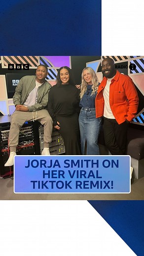 How did THAT viral 'Little Things' remix come about? 👀 Listen to Jorja Smith's #LiveLounge in full on BBC Sounds 🫶 bbc.in/3PC7BUi | BBC Radio 1