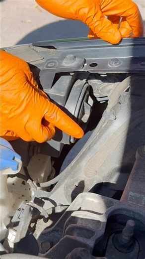 2017-2020 Hyundai Elantra Headlight Bulb Replacement @E‪@ElmoMotorWorks‬