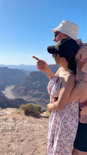 Grand Canyon romance 😍 #romantic #travelcouple #travel #couplegoal