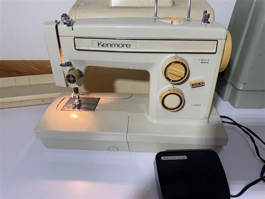 Kenmore Vintage Sewing Machine With Case - Etsy