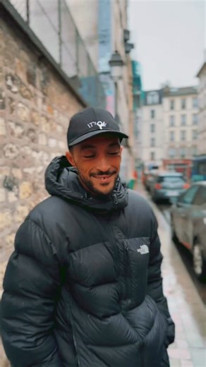 Petit freestyle !! 🎶 🚀 merci pour l’écoute et le partage. En attendant le 13 février 2026 : l’unique concert avec des musiciens à l’Élysée Montmartre | DEMI PORTION