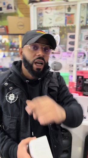 Exploring Latest Tech Gadgets in Retail Showcase