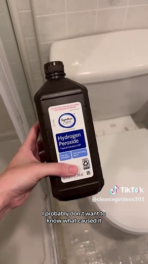 Effective Tips for Removing Yellow Tint from Bathroom Floors